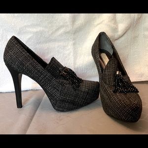 Simply Vera fall pumps